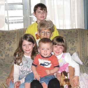 Meet your Posher, Elaine